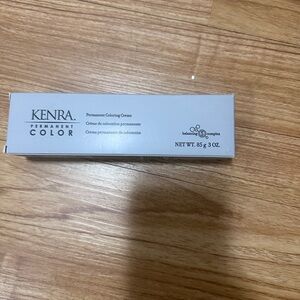 Permanent Hair Color Creme blonde silver metallic